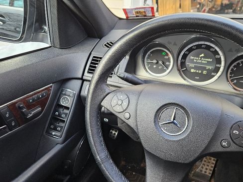 Used 2009 Mercedes-Benz C 300 4MATIC Sedan image 10