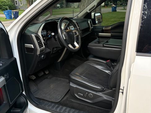Used 2015 Ford F150 Lariat w/ Equipment Group 501A Mid AWD/4WD image 16