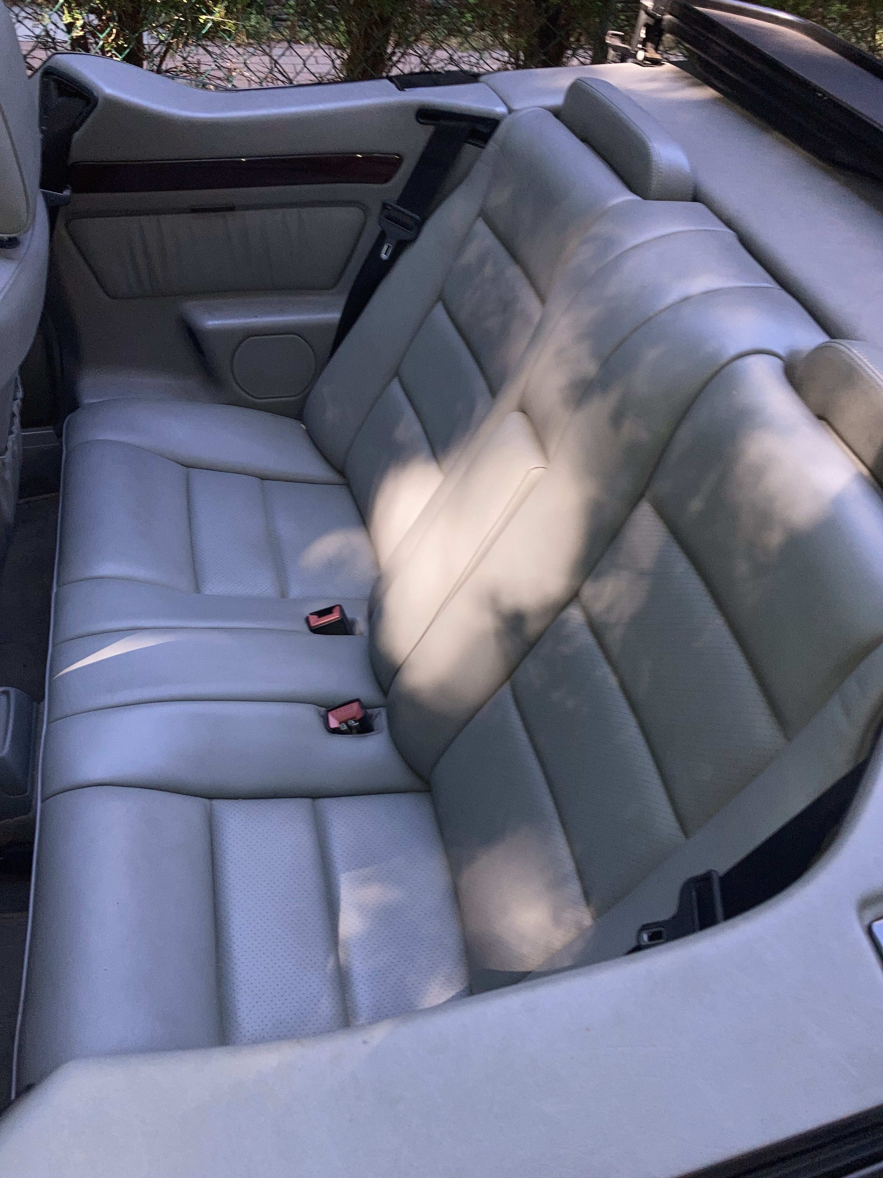 Used 1995 Mercedes-Benz E 320 Convertible image 11
