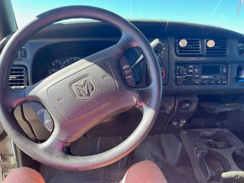 Used 2001 Dodge Ram 1500 Truck 2WD Regular Cab image 12