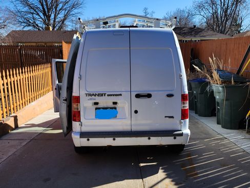 Used 2013 Ford Transit Connect XLT image 2