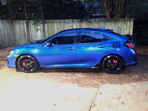 Used 2017 Honda Civic Sport image 1