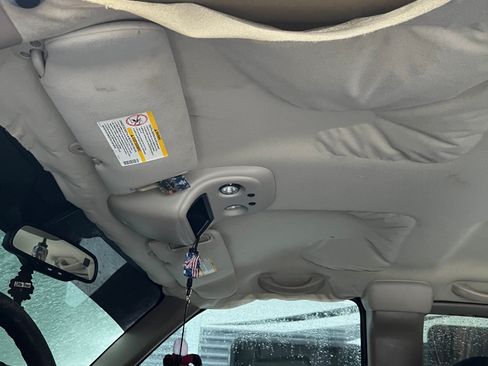 Used 2005 Chevrolet Silverado 3500 LS w/ Skid Plate Package image 10