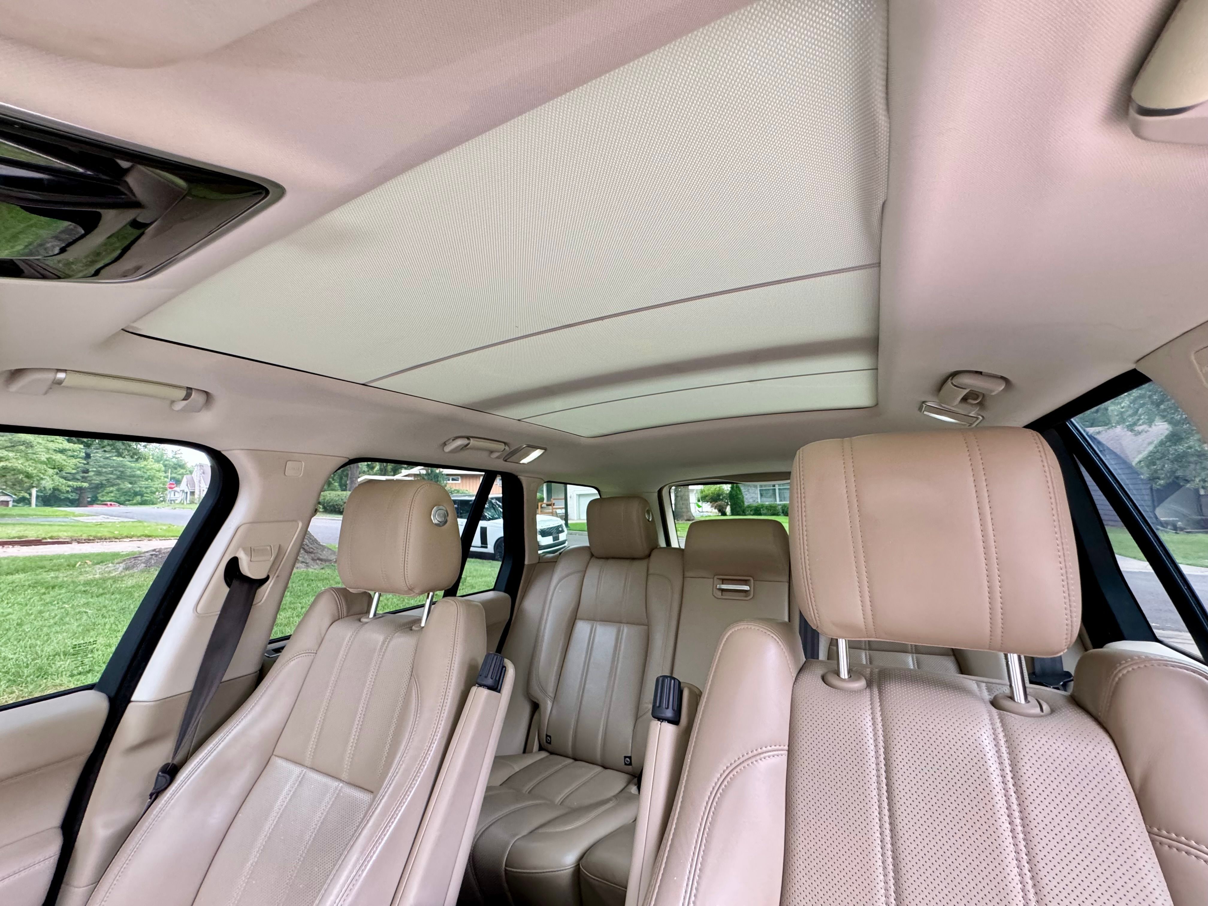 Used 2016 Land Rover Range Rover HSE AWD/4WD image 9