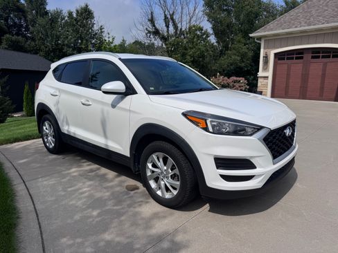 Used 2019 Hyundai Tucson Value AWD/4WD image 1