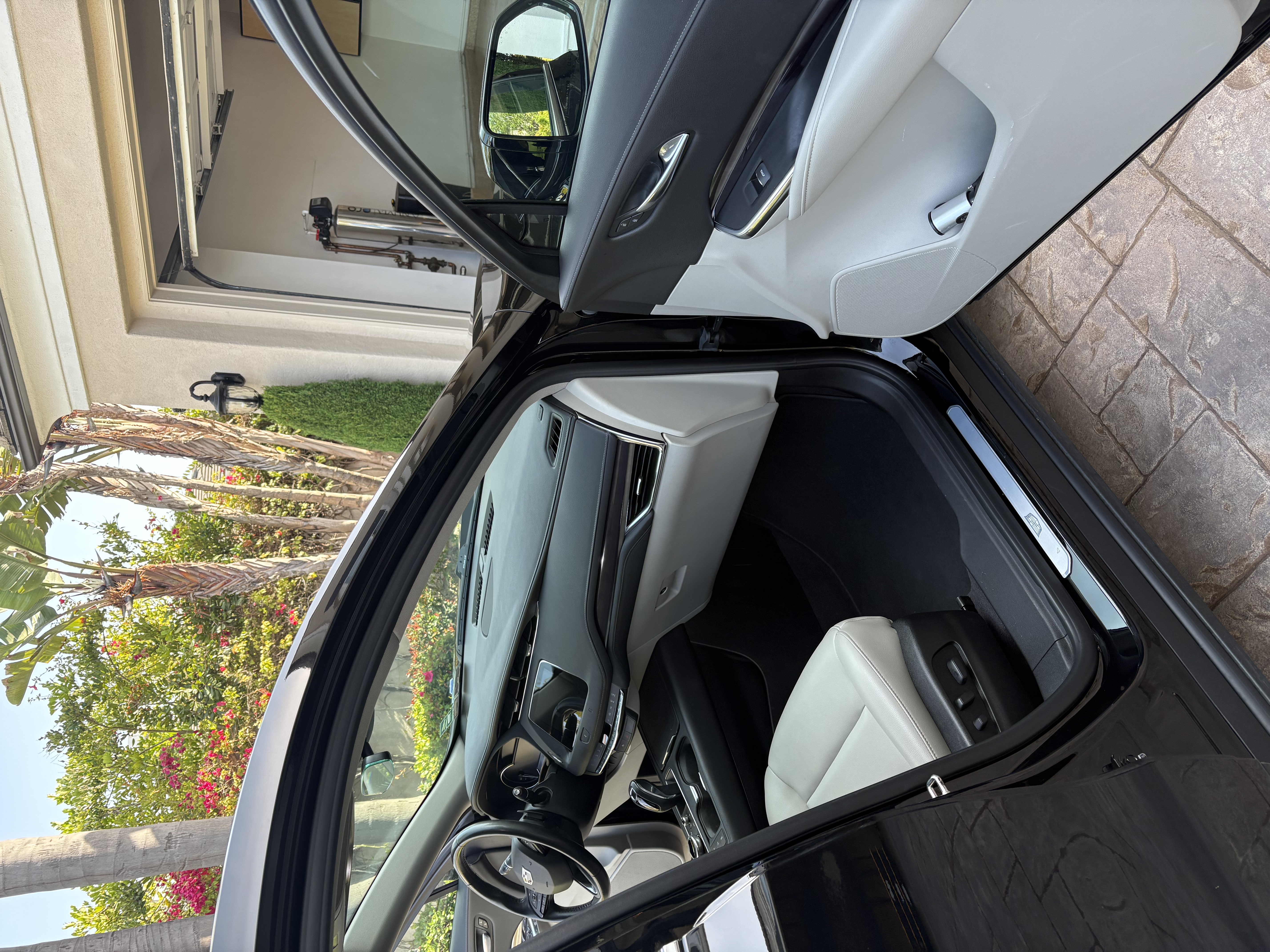 Used 2019 Cadillac XT4 Luxury FWD image 8