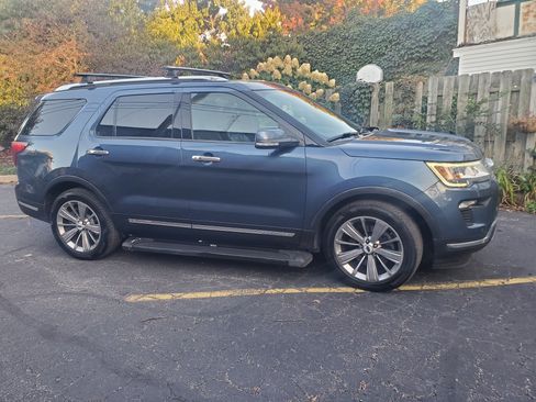 Used 2018 Ford Explorer Limited image 11
