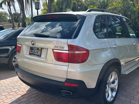 Used 2009 BMW X5 xDrive48i image 6