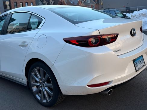 Used 2023 MAZDA MAZDA3 s image 10
