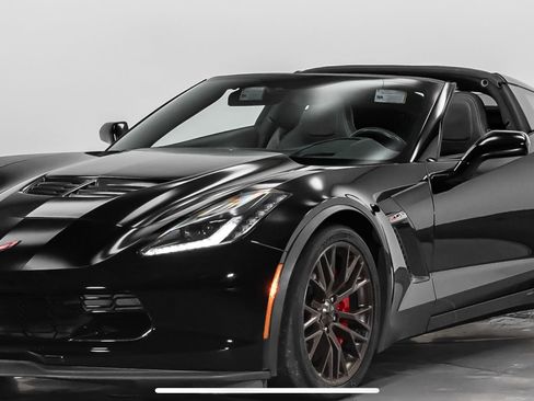 Used 2016 Chevrolet Corvette Z06 w/ Battery Protection Package image 17