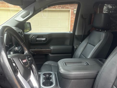 Used 2019 GMC Sierra 1500 SLT w/ SLT Premium Plus Package AWD/4WD image 11
