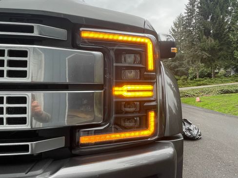 Used 2017 Ford F450 Platinum w/ Platinum Ultimate Package image 13