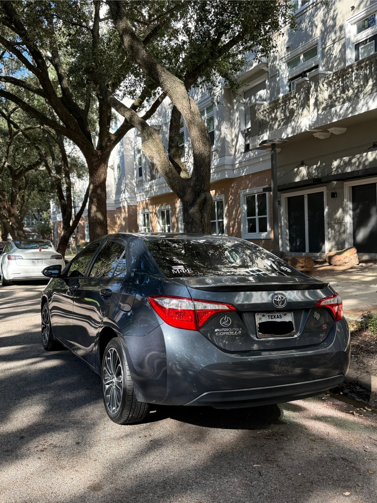 Used 2014 Toyota Corolla S FWD image 2