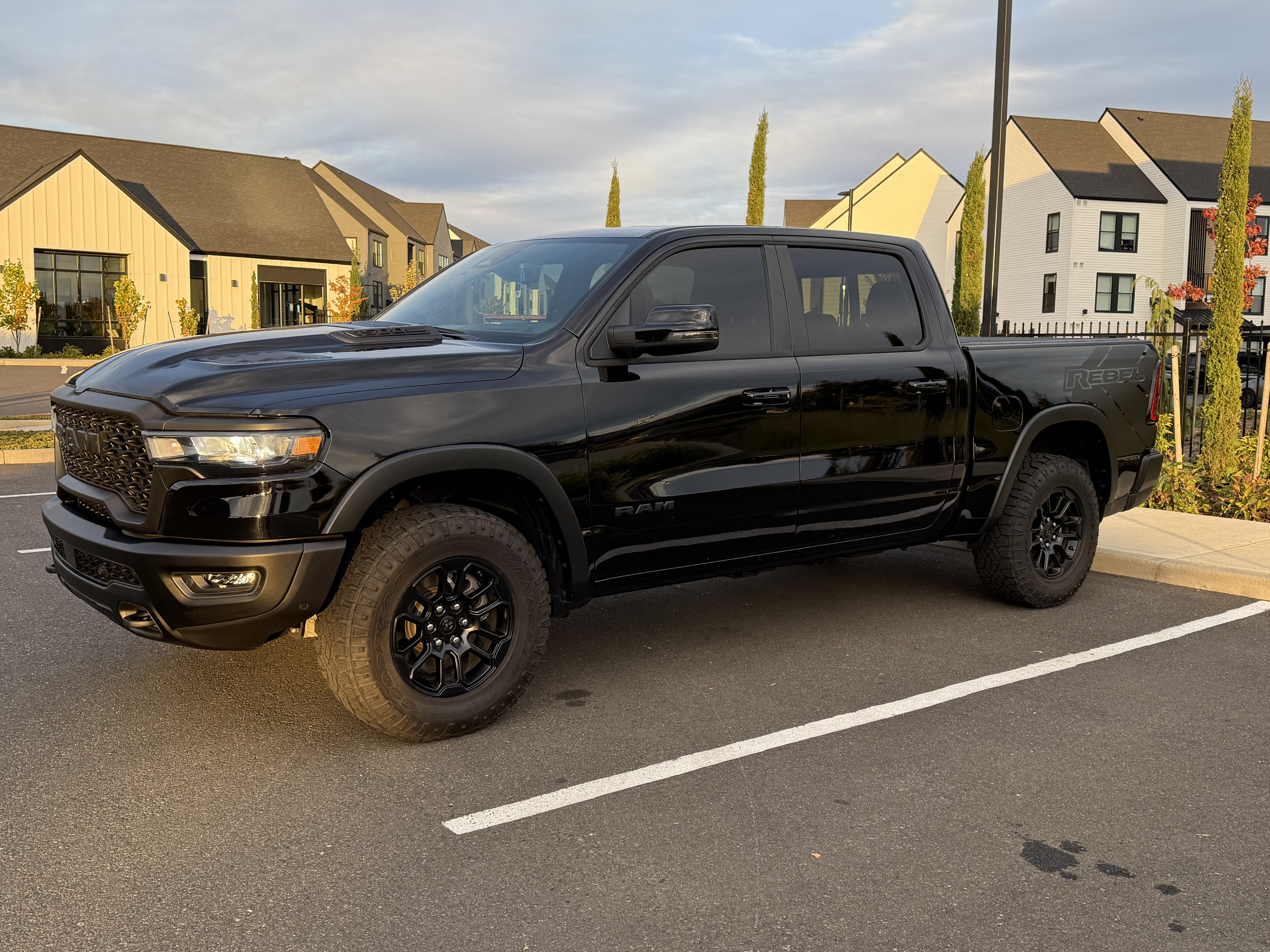 Used 2025 RAM 1500 Rebel w/ Rebel Level 2 Equipment Group AWD/4WD image 1