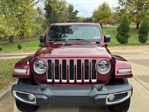 Used 2021 Jeep Wrangler Unlimited Sahara w/ Cold Weather Group image 2
