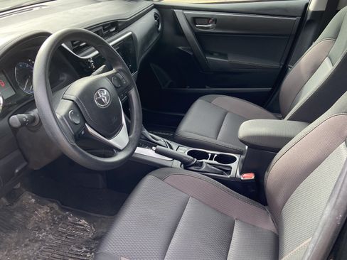 Used 2019 Toyota Corolla LE image 15