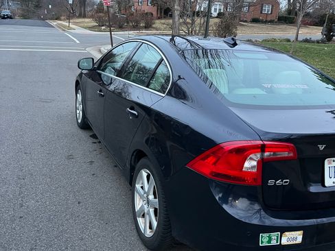 Used 2016 Volvo S60 T5 Premier image 10