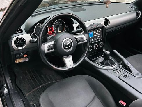 Used 2012 MAZDA MX-5 Miata Touring w/ Suspension Pkg image 8