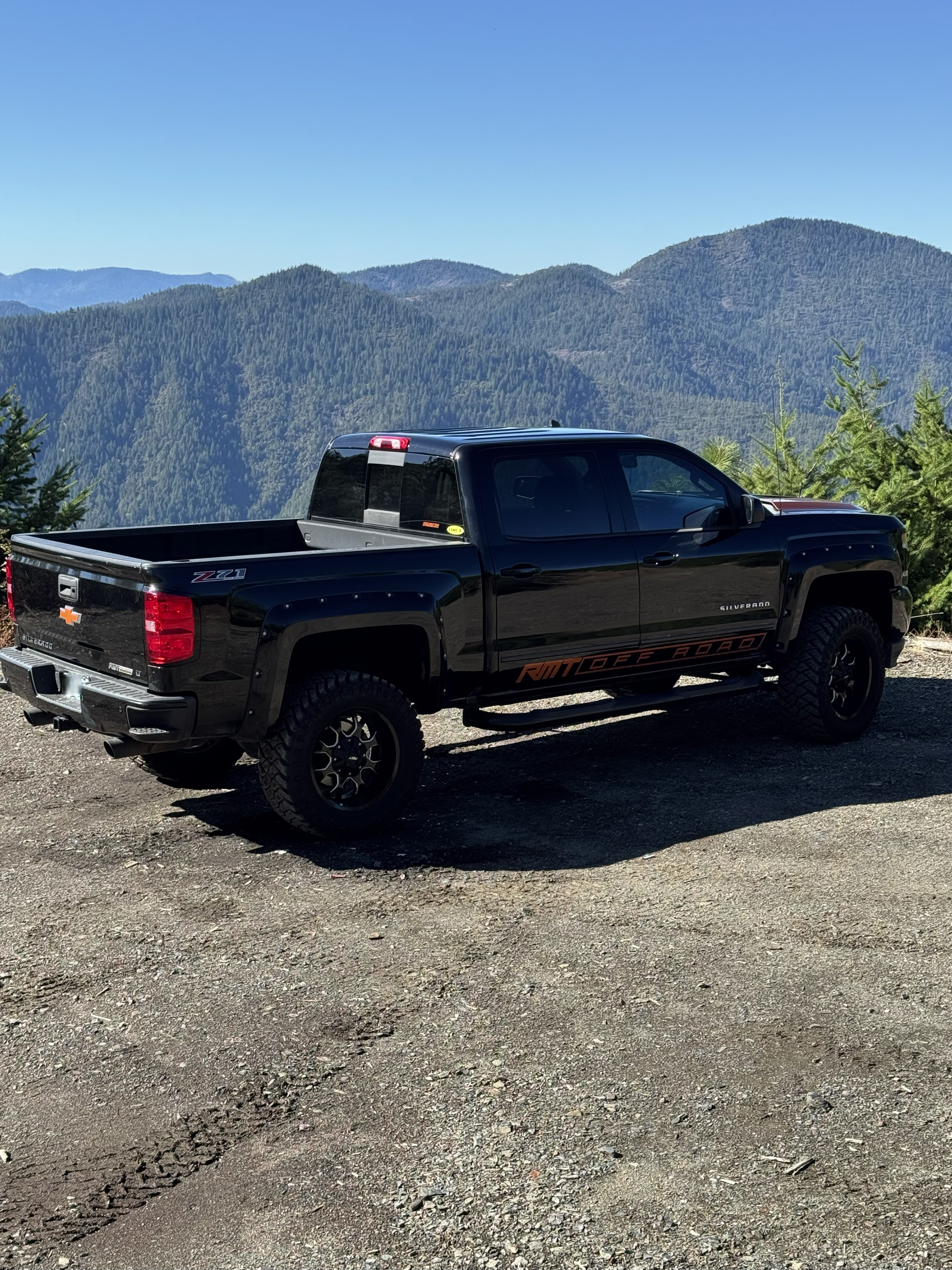 Used 2016 Chevrolet Silverado 1500 LT w/ All Star Edition AWD/4WD image 5