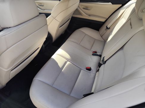 Used 2013 BMW 528i Sedan image 9