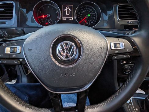 Used 2019 Volkswagen Golf Alltrack SEL image 25