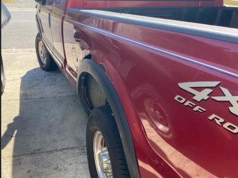 Used 2001 Ford F250 4x4 SuperCab Super Duty image 11