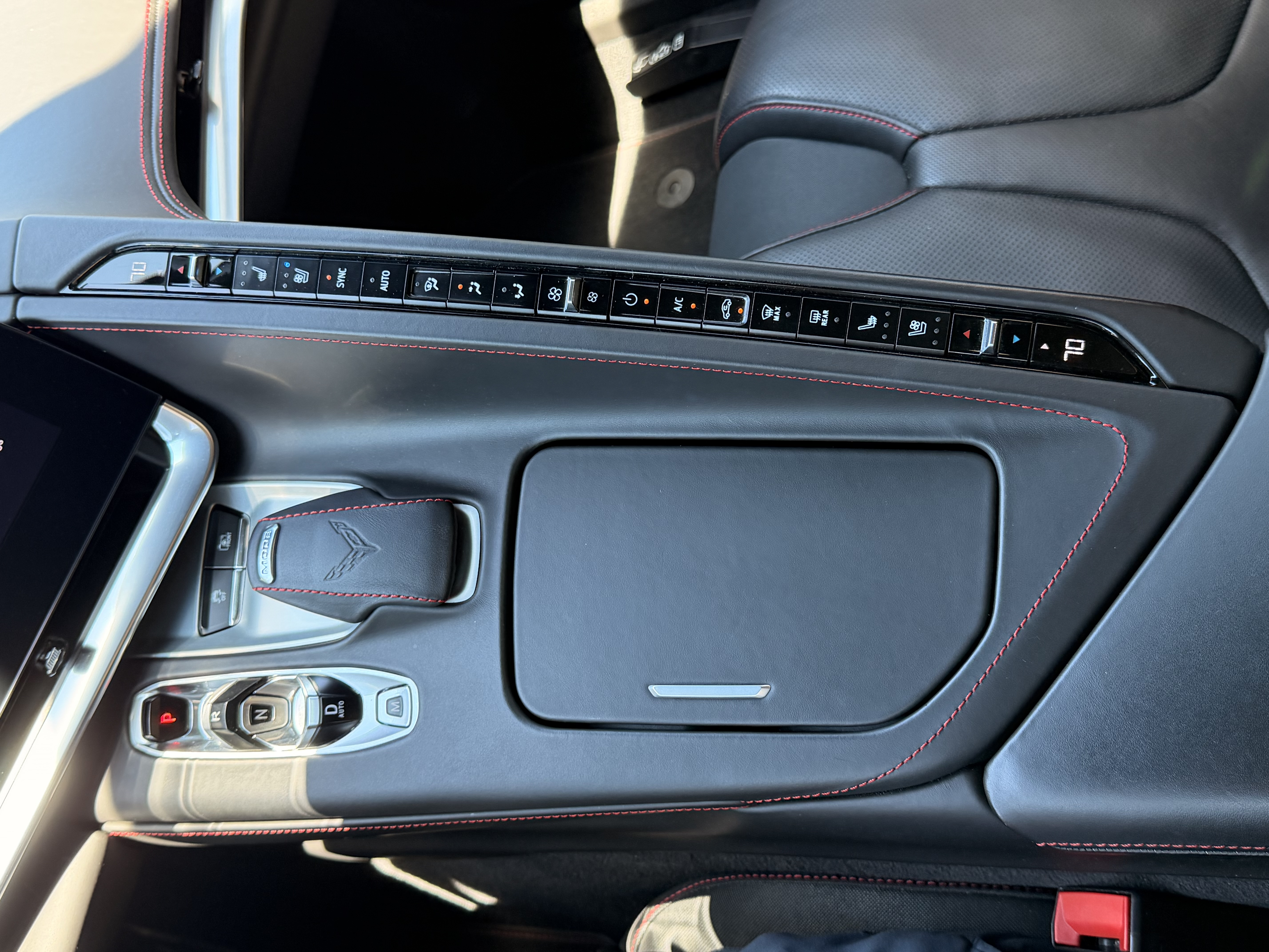 Used 2021 Chevrolet Corvette Stingray Premium Conv w/ Z51 Performance Package RWD image 22