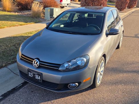 Used 2012 Volkswagen Golf TDI image 5