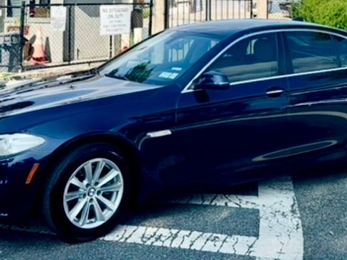 Used 2016 BMW 528i xDrive Sedan image 4