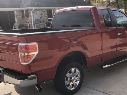 Used 2010 Ford F150 XLT image 19
