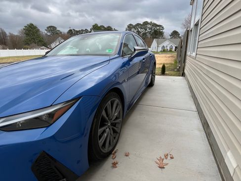 Used 2023 Lexus IS 350 F Sport image 11
