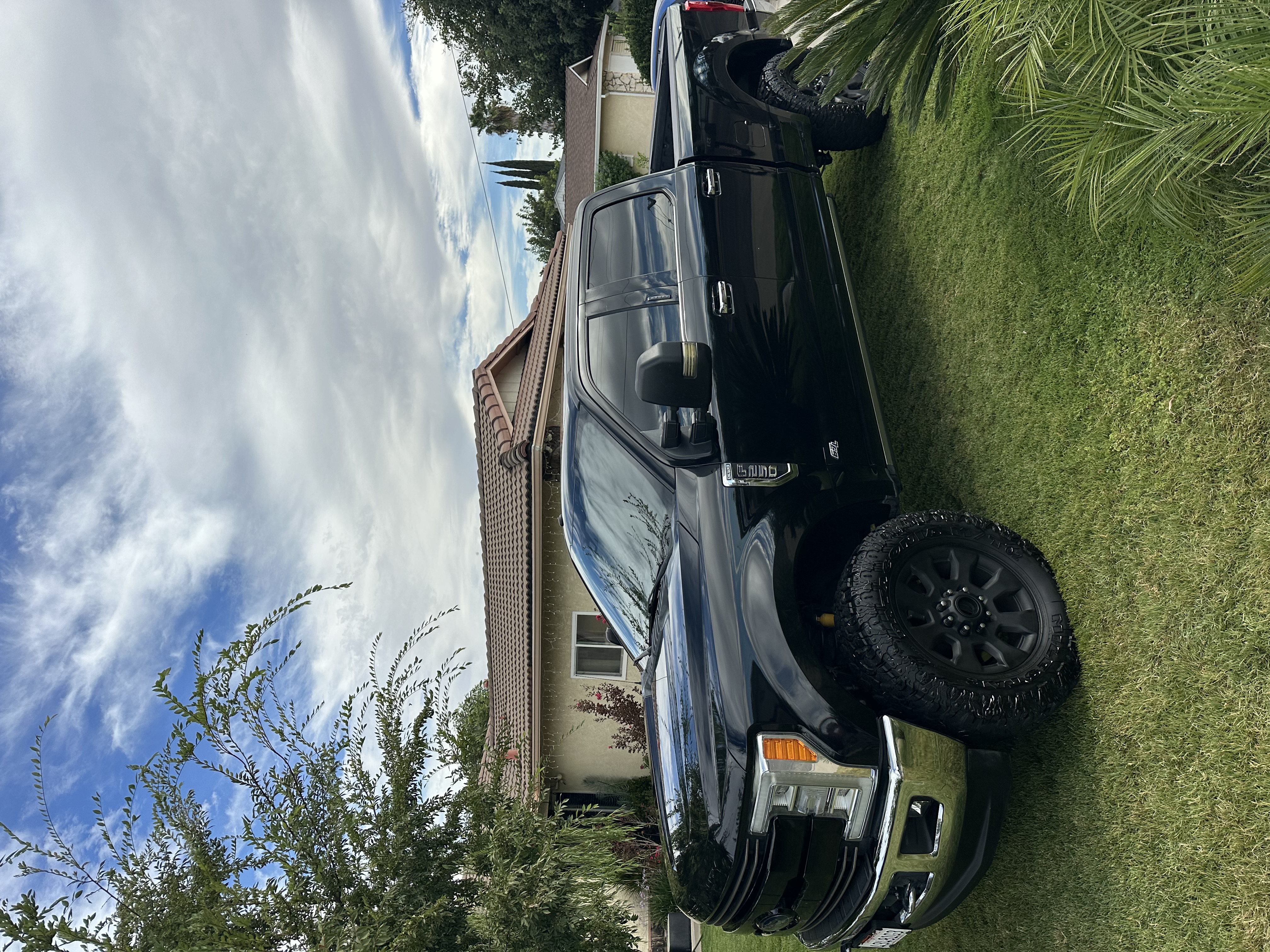 Used 2018 Ford F250 King Ranch w/ King Ranch Ultimate Package AWD/4WD image 1
