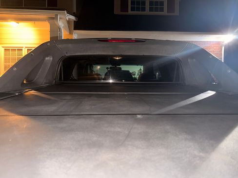 Used 2002 Chevrolet Avalanche 2WD image 25