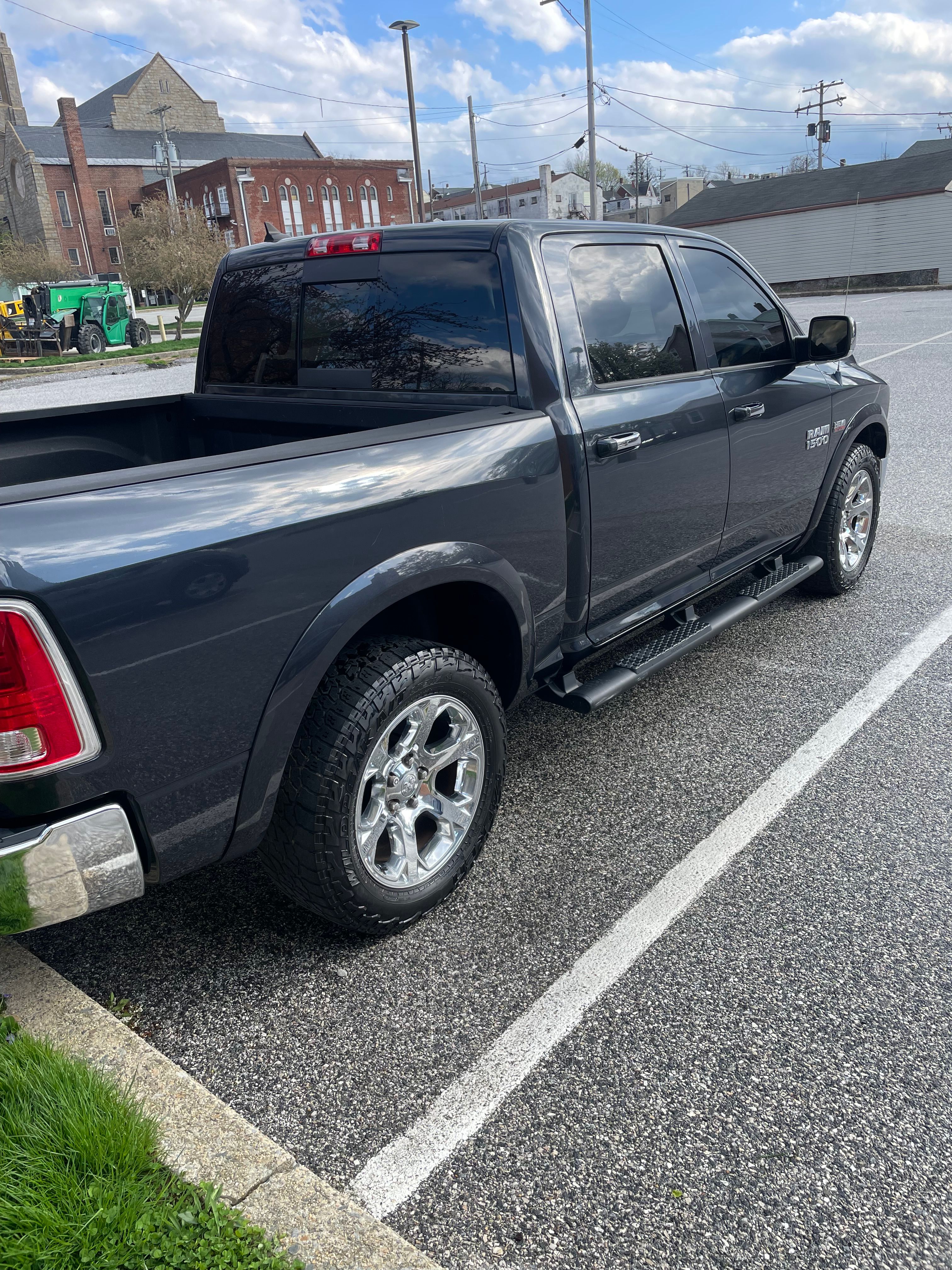 Used 2013 RAM 1500 Laramie w/ Protection Group AWD/4WD image 5