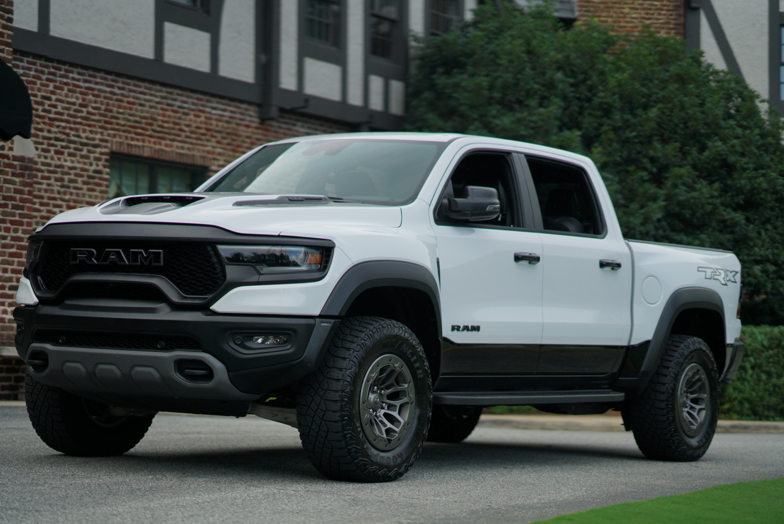 Used 2024 RAM 1500 TRX AWD/4WD image 4