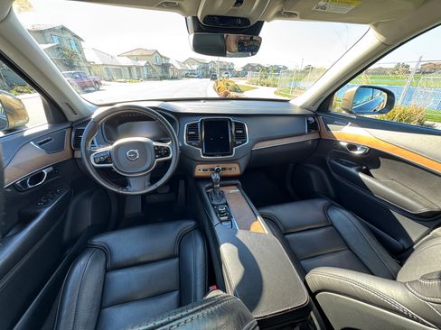 Used 2017 Volvo XC90 T6 Inscription image 15