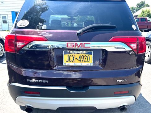 Used 2018 GMC Acadia SLE image 5