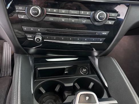Used 2019 BMW X6 xDrive35i AWD/4WD image 19