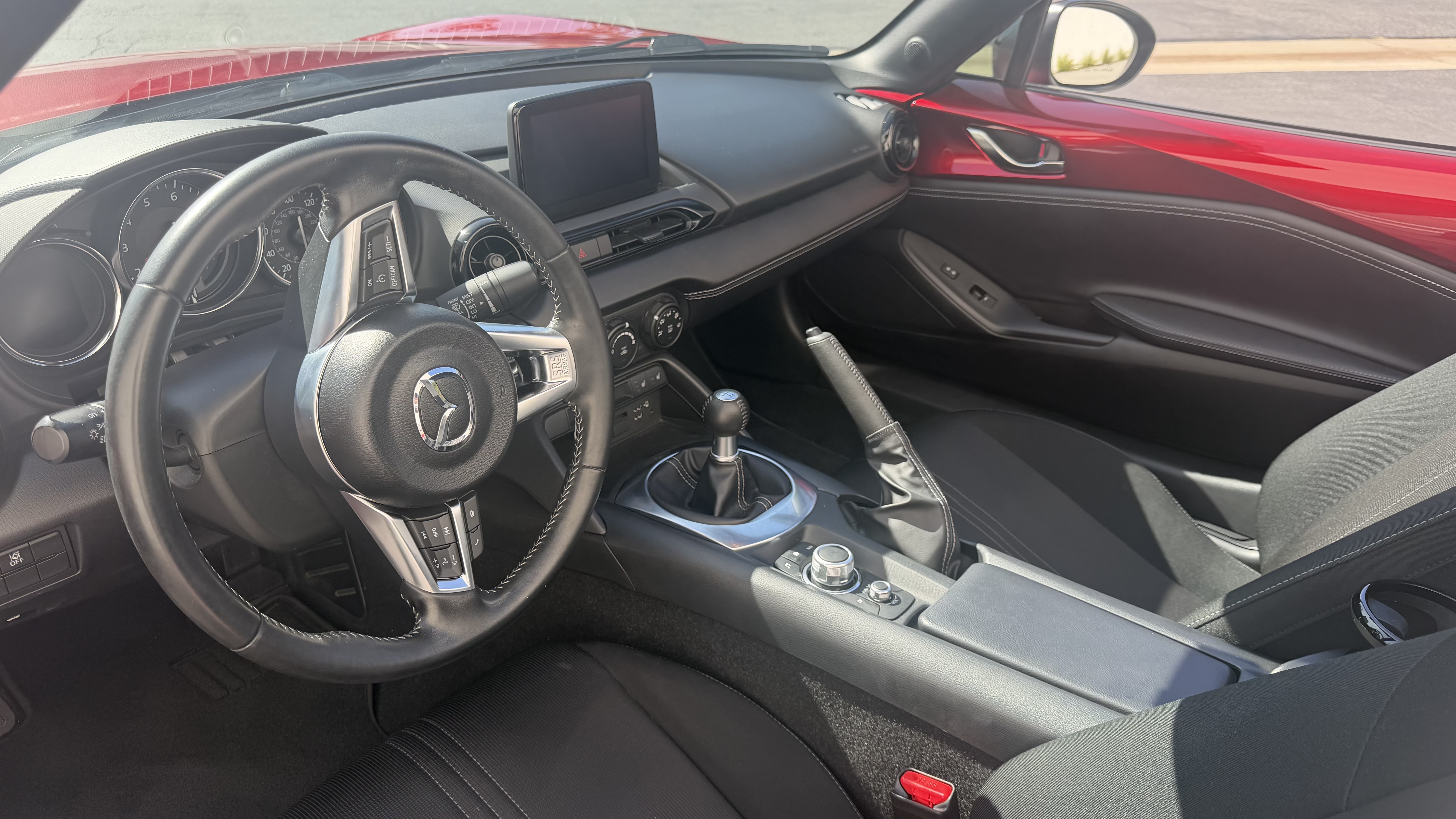 Used 2023 MAZDA MX-5 Miata Club RWD image 22