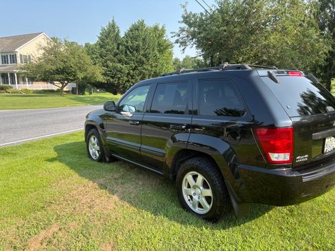 Used 2009 Jeep Grand Cherokee Laredo AWD/4WD image 5
