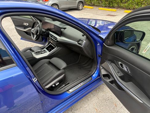 Used 2023 BMW M340i RWD image 16