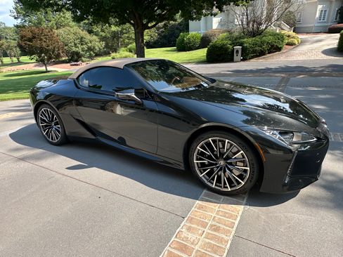 Used 2026 Lexus LC 500 Convertible w/ Bespoke Build Package RWD image 4