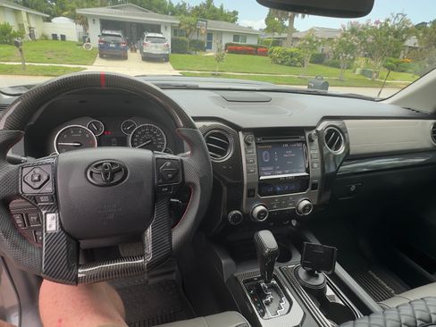 Used 2015 Toyota Tundra Limited w/ TRD Off Road Package AWD/4WD image 10