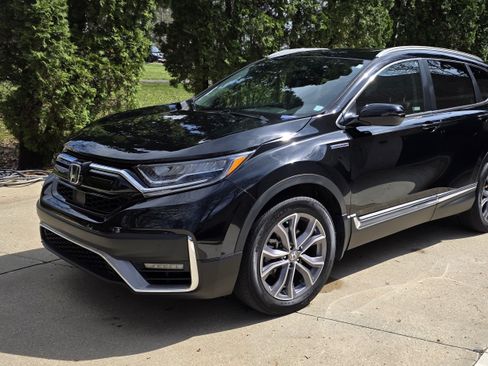 Used 2022 Honda CR-V Touring image 1