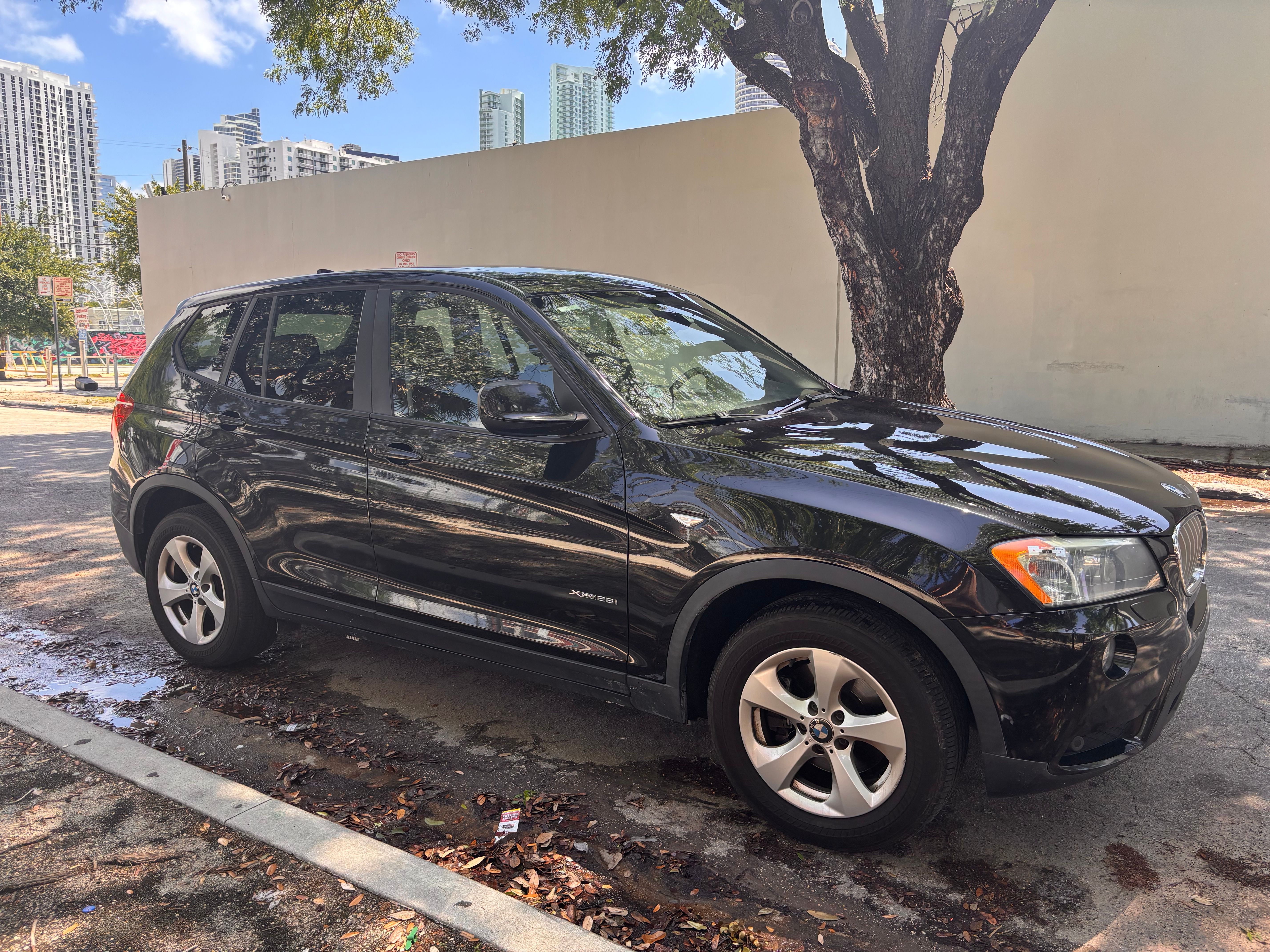 Used 2011 BMW X3 xDrive28i AWD/4WD image 10
