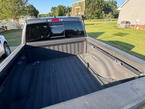 Used 2022 RAM 1500 Big Horn AWD/4WD image 6