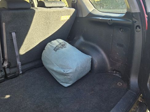 Used 2005 Honda CR-V LX image 10