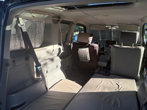 Used 2004 Honda Element LX image 10