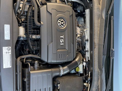 Used 2017 Volkswagen GTI Autobahn FWD image 29
