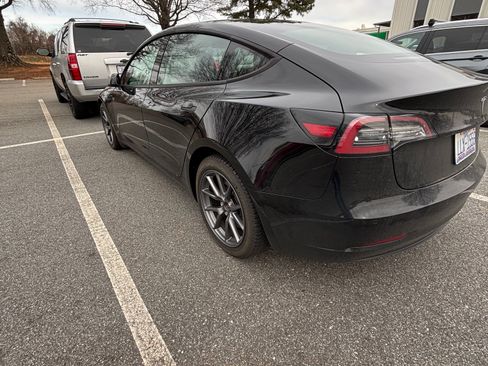 Used 2021 Tesla Model 3 Long Range image 5